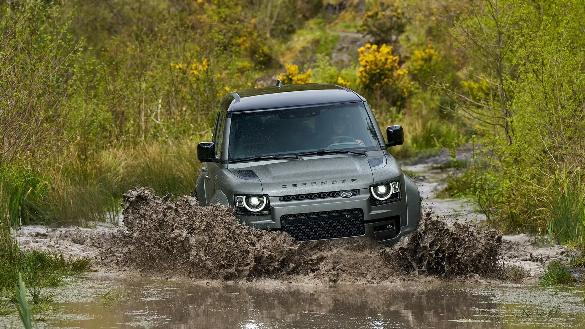 yeni land rover defender octa