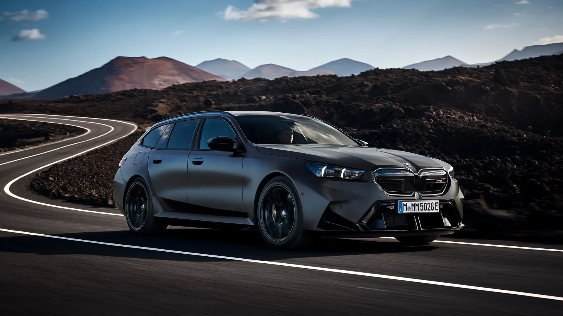 2025 bmw m5 touring